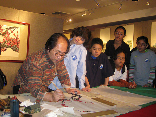 School trip to learn about Chinese calligraphy and food