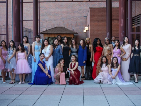 2017-06-07-EWSIS-Prom-95.jpg